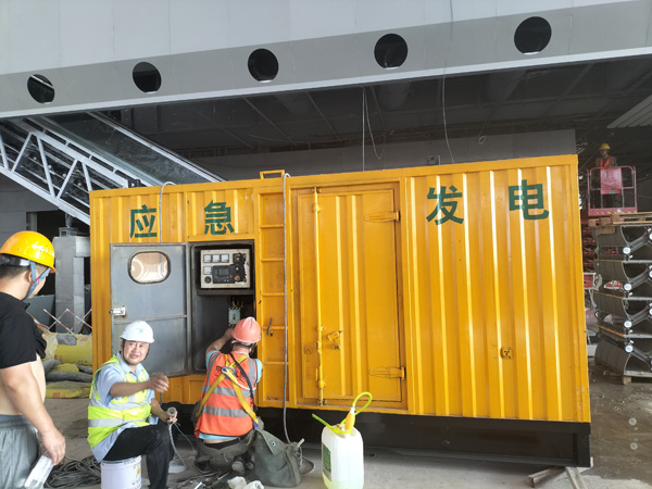 应县怎样判断空气滤清器是否需要更换？