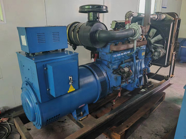 应县100kW柴油发电机组使用多级机油有哪些优缺点？